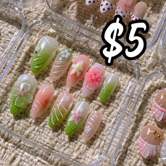 Green Gradient Floral Press‑On Nails
